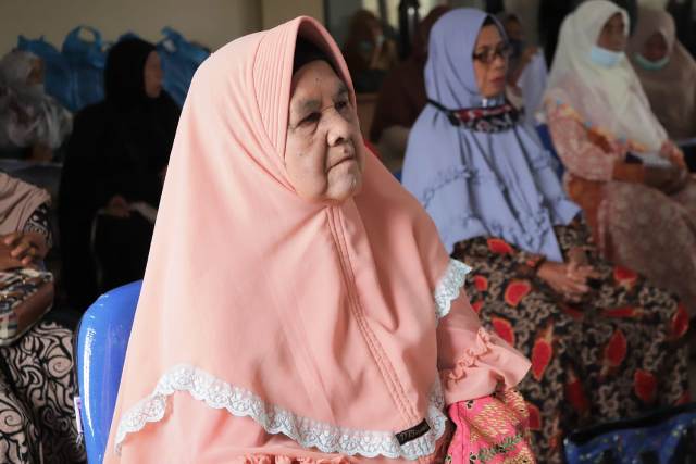 Guru ngaji di payakumbuh terima insentif